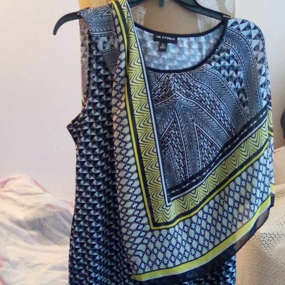 (2 for $20) Cape/Poncho Top - Picture 5 of 5